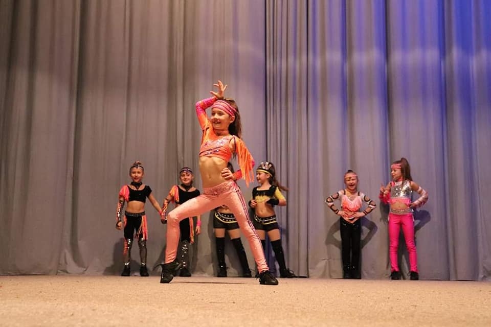 Vánoční minidance show Spider DC .