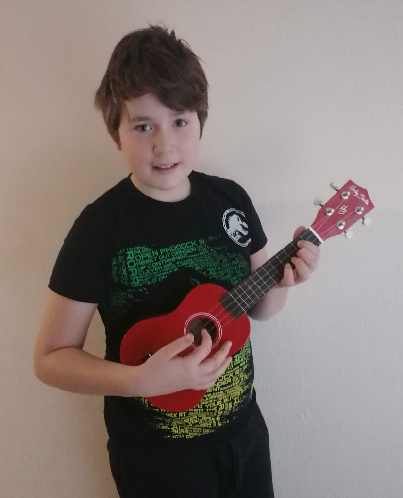 RV - Maty ukulele.jpg