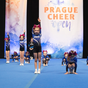 jaguars cheerleaders (1).jpg